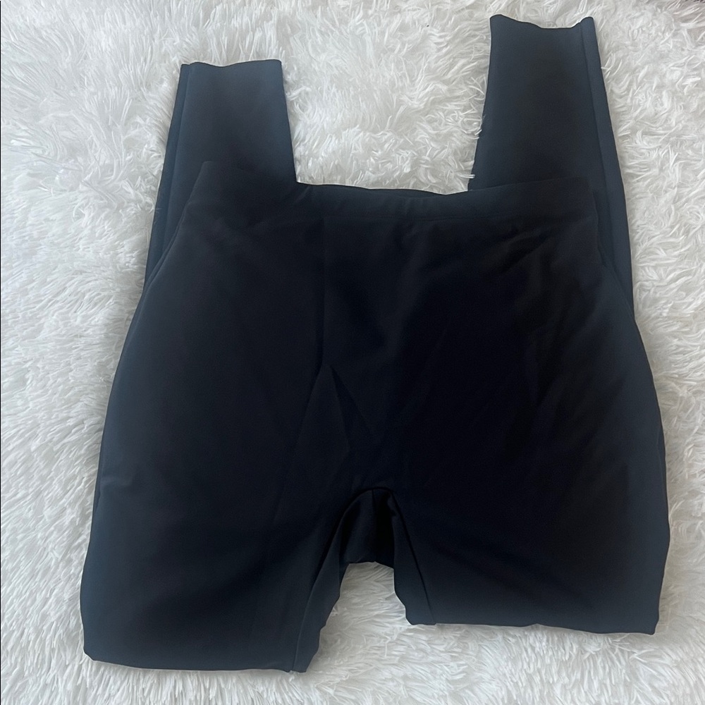 Skims  body butt lifting leggings